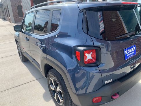 Used 2020 Jeep Renegade Trailhawk w/ Popular Equipment Group AWD/4WD image 9