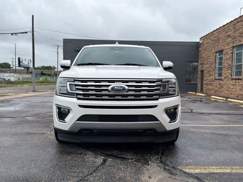 Used 2019 Ford Expedition Limited w/ Special Edition Package AWD/4WD image 2