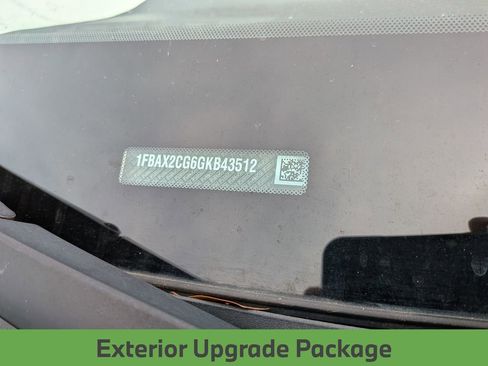 Used 2016 Ford Transit 350 XLT image 8