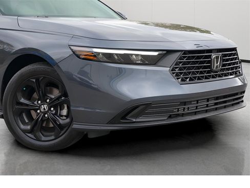 New 2025 Honda Accord LX image 2