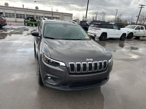 Used 2019 Jeep Cherokee Latitude Plus image 23