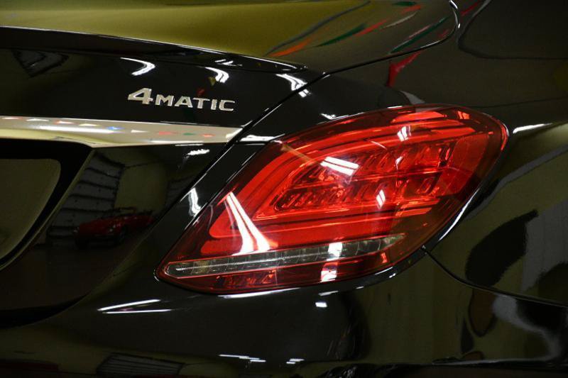 Used 2019 Mercedes-Benz C 300 4MATIC Sedan image 16