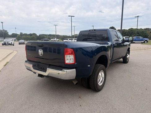 Used 2024 RAM 3500 Tradesman w/ Chrome Appearance Group AWD/4WD image 3