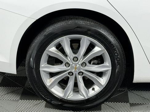 Used 2024 Chevrolet Malibu LT w/ LPO, Floor Liner Package FWD image 15