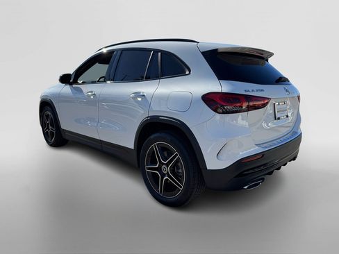 Certified 2022 Mercedes-Benz GLA 250 4MATIC image 3