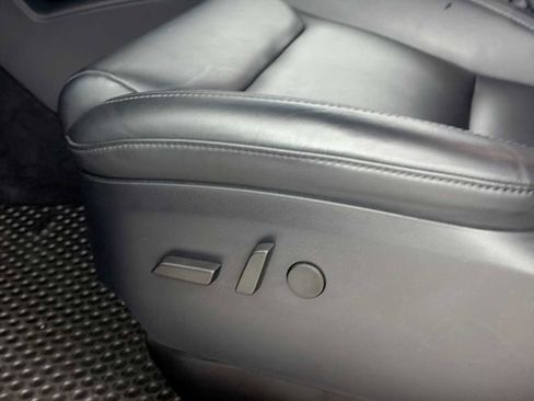 Used 2020 Tesla Model X Long Range image 14