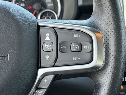 New 2026 RAM 1500 Express AWD/4WD image 24