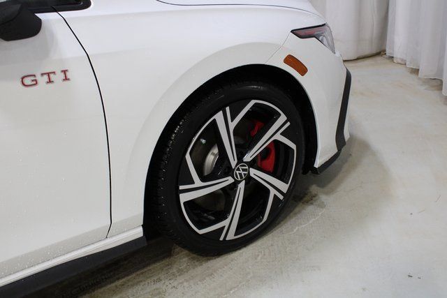 New 2026 Volkswagen GTI SE FWD image 27