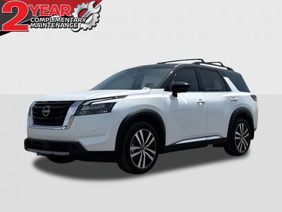 New 2025 Nissan Pathfinder Platinum
