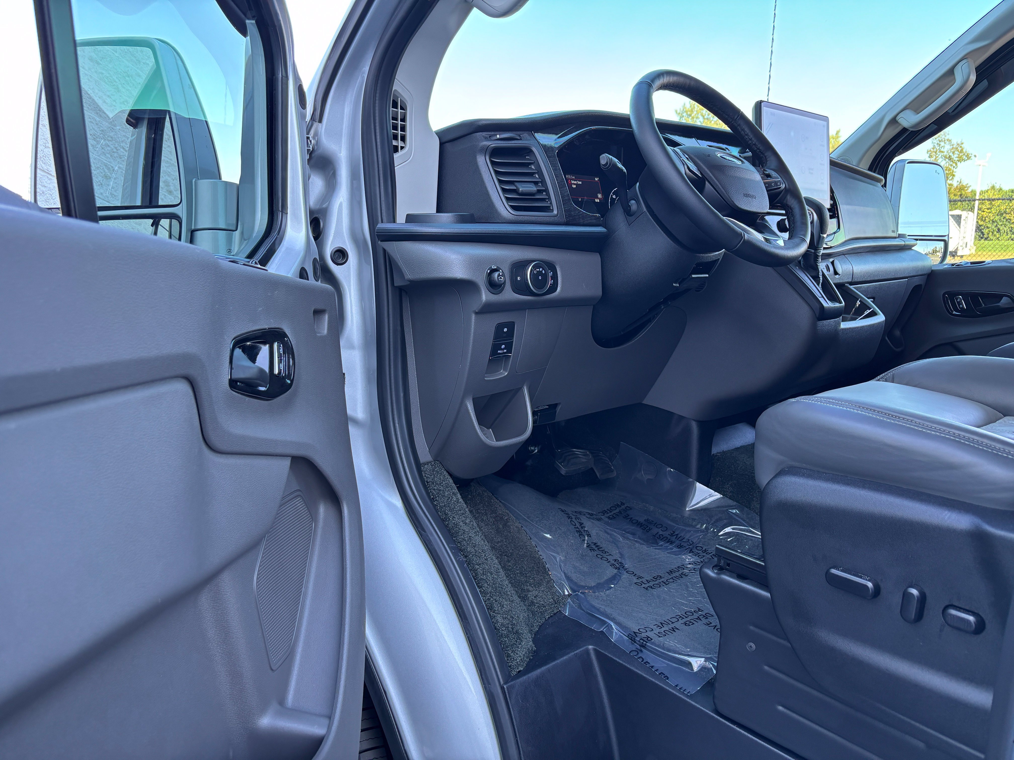 Used 2024 Ford Transit 150 Low Roof RWD image 14