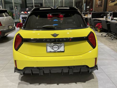 New 2026 MINI Cooper S image 7
