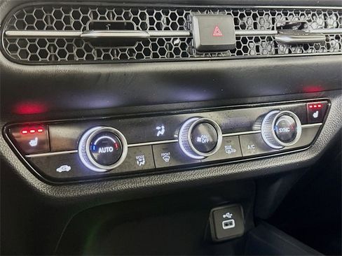 Certified 2024 Honda HR-V EX-L image 23