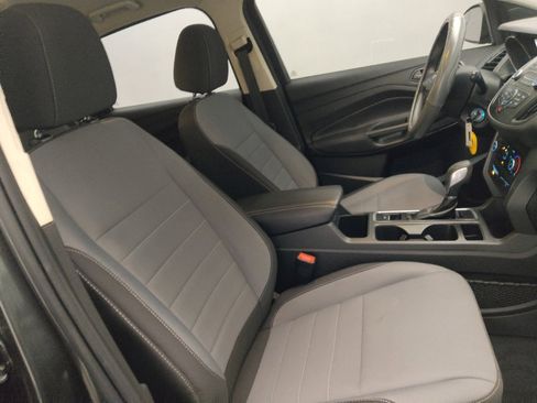 Used 2017 Ford Escape S FWD image 21