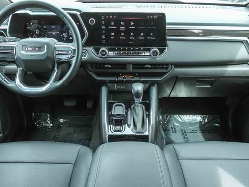 Used 2024 GMC Canyon Elevation w/ Elevation Premium Package RWD image 16