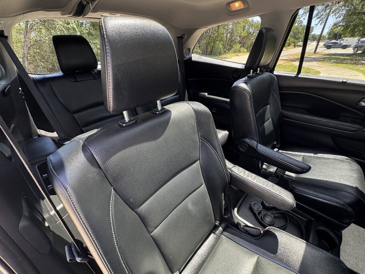 Used 2018 Honda Pilot Elite image 34