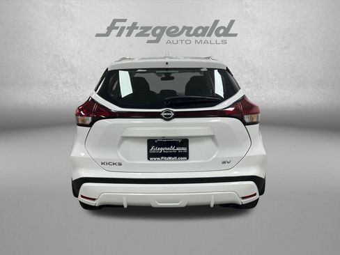 Used 2024 Nissan Kicks SV FWD image 6