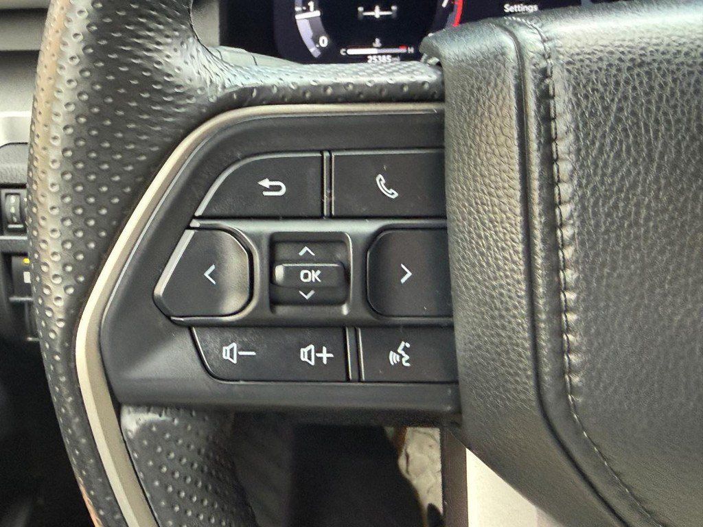 Used 2025 Toyota 4Runner TRD Sport AWD/4WD image 19