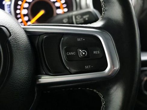 Used 2018 Jeep Wrangler Unlimited Sahara w/ Cold Weather Group image 24