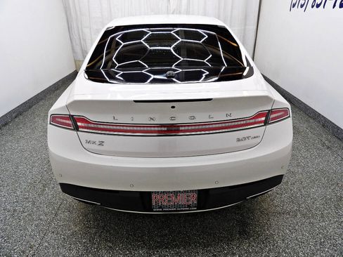 Used 2017 Lincoln MKZ Select w/ Select Plus Package image 5