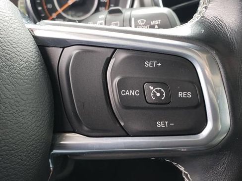 Used 2021 Jeep Wrangler Unlimited Sahara image 23