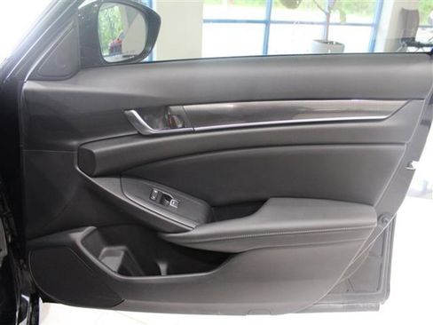 Certified 2022 Honda Accord Sport image 24