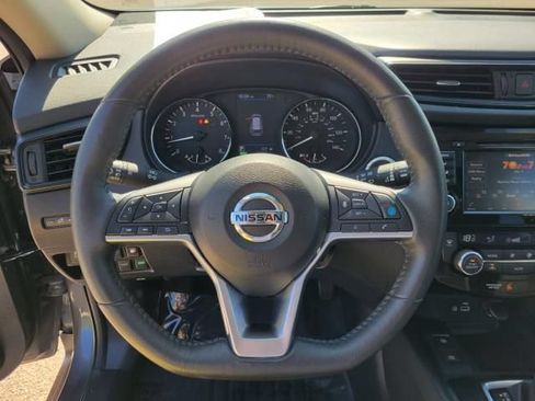 Used 2019 Nissan Rogue SV AWD/4WD image 22