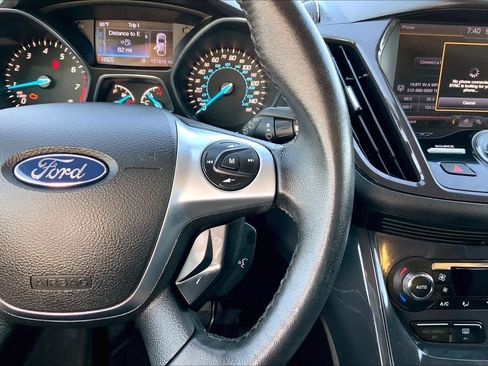 Used 2013 Ford Escape Titanium FWD image 25