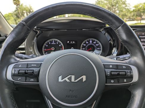 Used 2023 Kia K5 EX w/ EX Premium Package FWD image 28