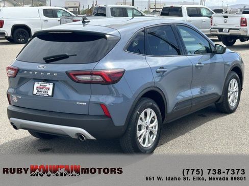 Used 2025 Ford Escape Active AWD/4WD image 7