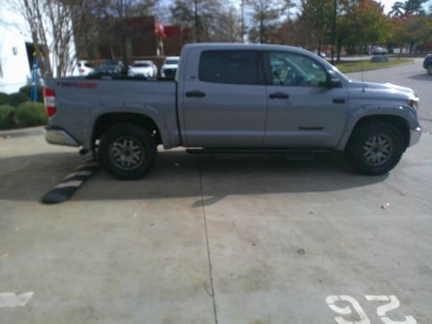 Used 2019 Toyota Tundra SR5 image 14