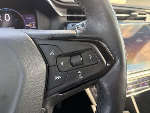 Used 2023 Chevrolet Bolt EUV Premier w/ Sun & Sound Package image 25