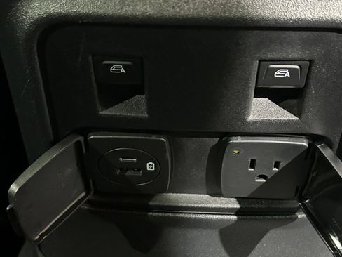 Used 2023 Ford Bronco Wildtrak AWD/4WD image 94