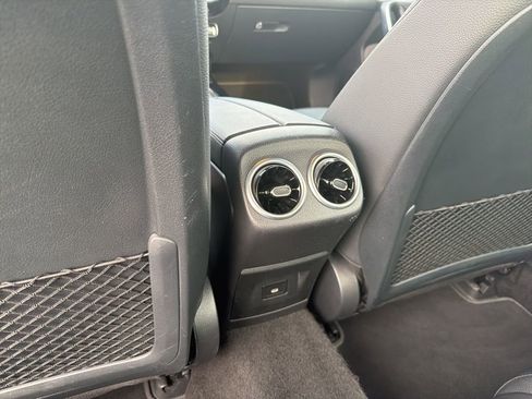 Used 2025 Mercedes-Benz CLA 250 image 22