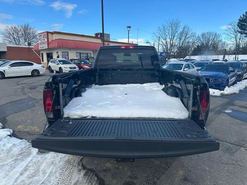 Used 2014 RAM 2500 Tradesman w/ Chrome Appearance Group image 14