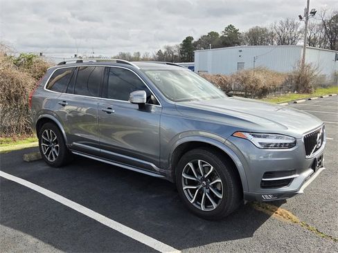 Used 2019 Volvo XC90 T5 Momentum w/ Protection Package Premier image 3