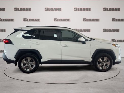 Used 2025 Toyota RAV4 XLE w/ Convenience Package image 6