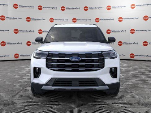 New 2026 Ford Explorer Active w/ Active Comfort Package image 6