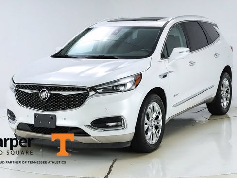 Used 2018 Buick Enclave Avenir w/ Avenir Technology Package AWD/4WD image 41
