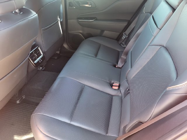 Used 2025 Toyota Crown Signia AWD/4WD image 24