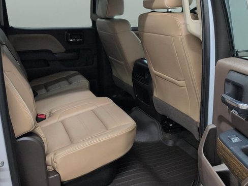 Used 2018 GMC Sierra 2500 Denali AWD/4WD image 24