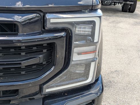 Used 2020 Ford F250 Lariat AWD/4WD image 9