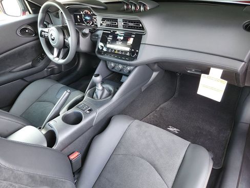 New 2025 Nissan Z Performance w/ Floor Mat Package image 11
