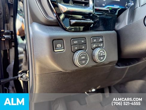 Used 2024 Chevrolet Silverado 1500 High Country w/ Midnight Edition AWD/4WD image 18