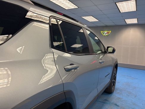 New 2026 Chevrolet Equinox RS AWD/4WD image 6