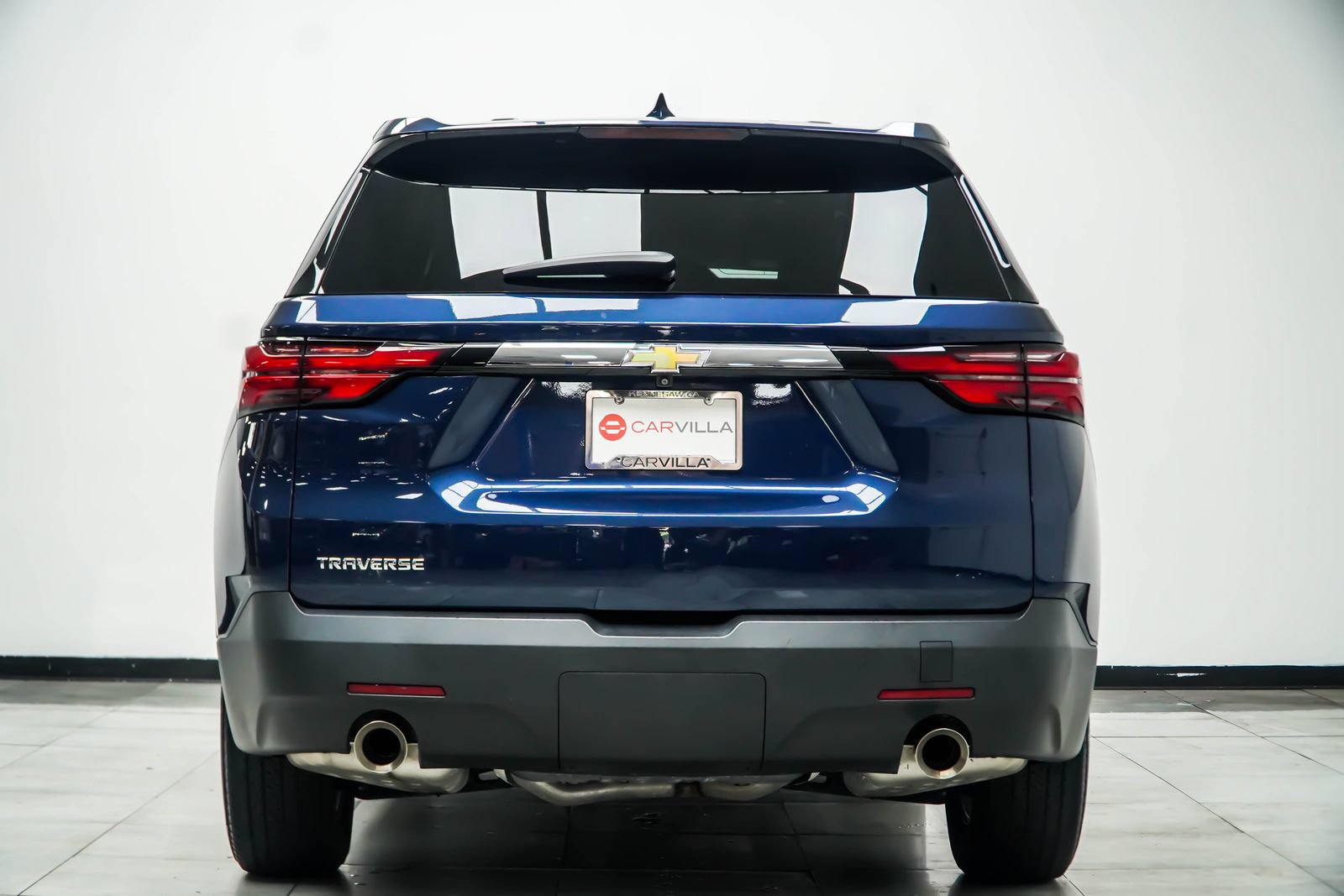 Used 2023 Chevrolet Traverse LS FWD image 12