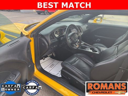 Used 2018 Dodge Challenger GT w/ Driver Convenience Group image 9