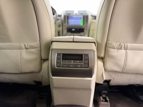 Used 2017 Lexus GX 460 Premium w/ Premium Package AWD/4WD image 35