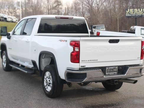 Used 2025 Chevrolet Silverado 2500 LT w/ Convenience Package image 5