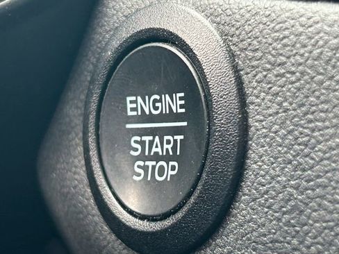 Used 2024 Ford Escape ST-Line AWD/4WD image 19