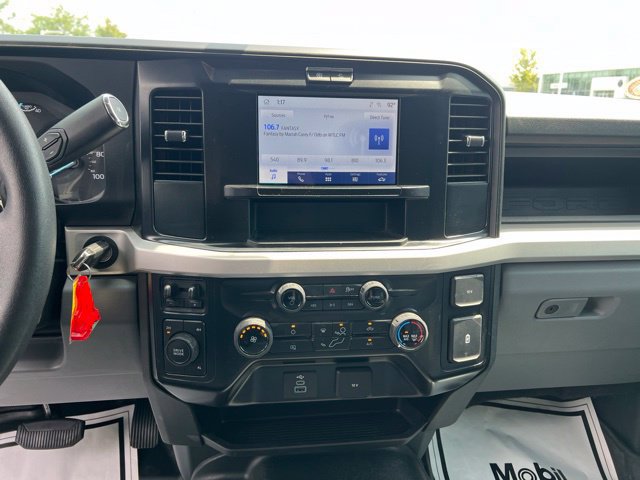 Used 2025 Ford F350 XL AWD/4WD image 17